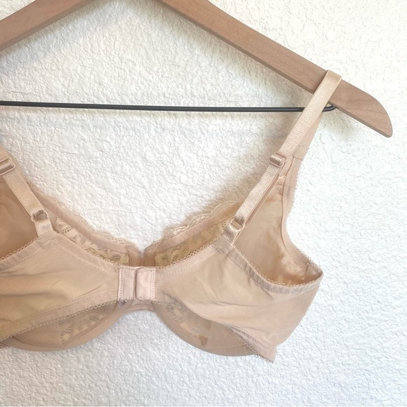 Wacoal Semi Sheer Cream Floral Lace Beige Tan Cream Bra Lightweight Size: 32DDD - Picture 10 of 11